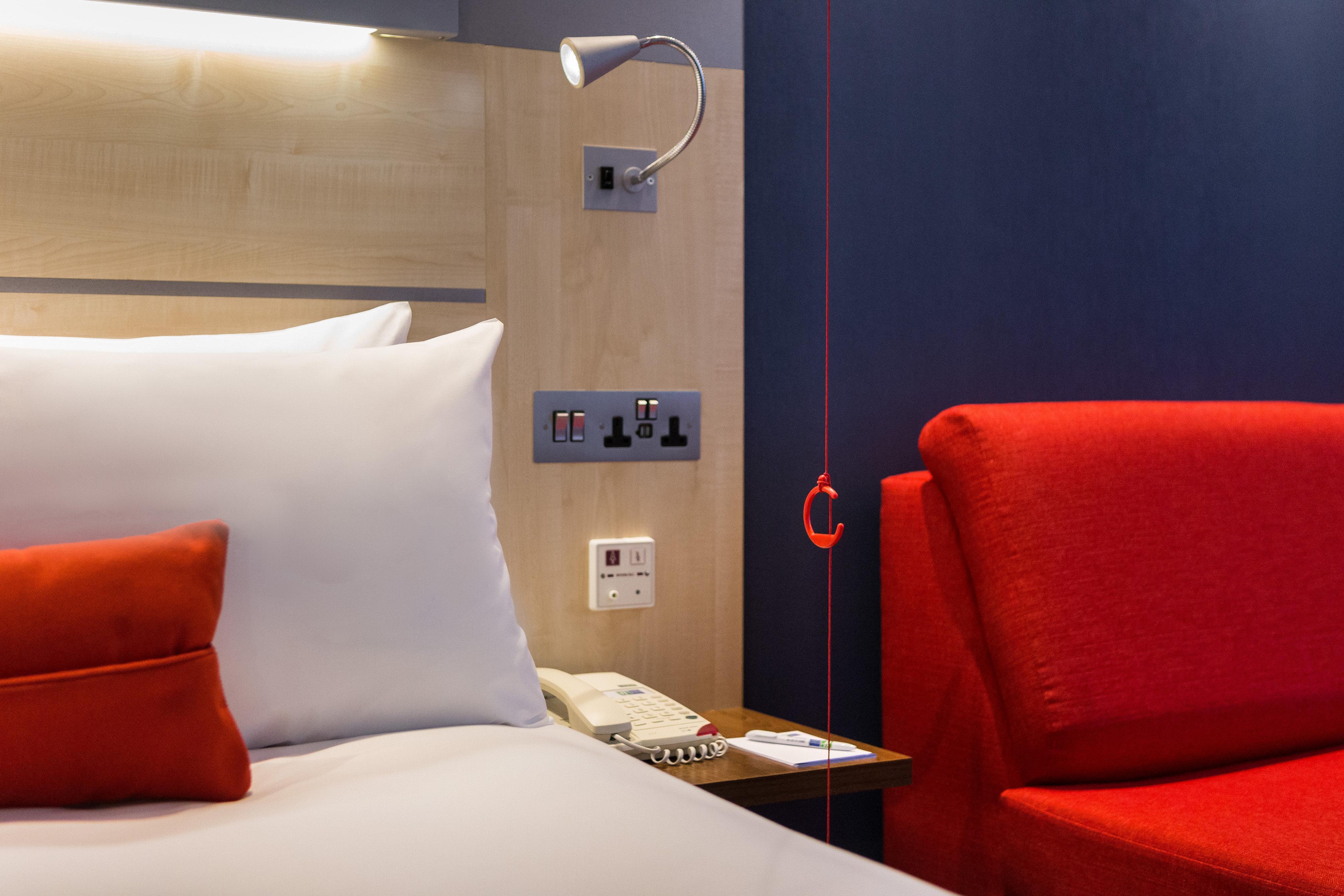 Holiday Inn Express London - Watford Junction By Ihg Buitenkant foto